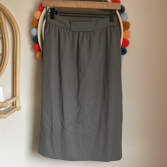 Vintage Giorgio Armani Italian Wool Skirt - Picture 3 of 7